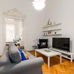 דירה Broadway Downtown -2 Bedrooms-2 Livingrooms בודפשט