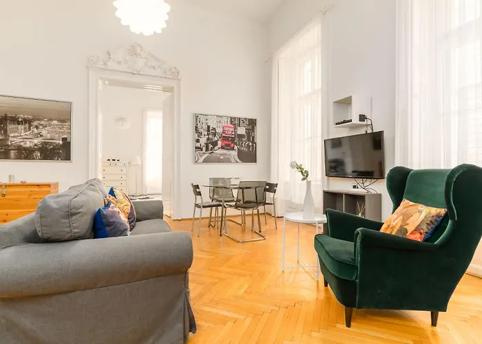 Broadway Downtown -2 Bedrooms-2 Livingrooms Lägenhet *