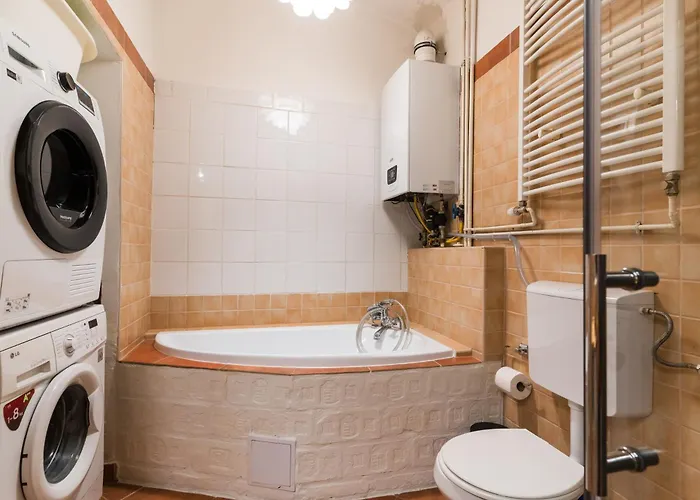 Broadway Downtown -2 Bedrooms-2 Livingrooms Lägenhet Budapest