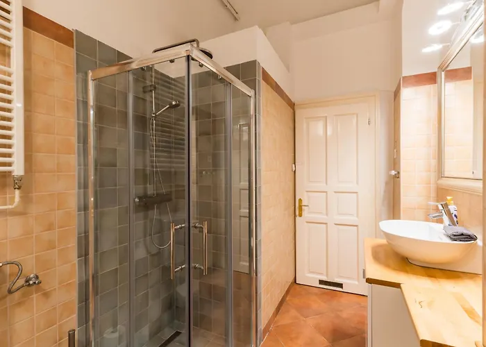 Lägenhet Broadway Downtown -2 Bedrooms-2 Livingrooms *