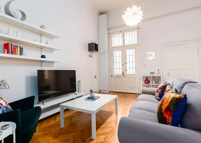 Broadway Downtown -2 Bedrooms-2 Livingrooms Lägenhet Budapest
