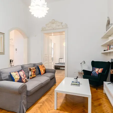 Broadway Downtown -2 Bedrooms-2 Livingrooms Διαμέρισμα *
