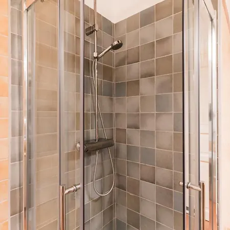 Broadway Downtown -2 Bedrooms-2 Livingrooms * Βουδαπέστη